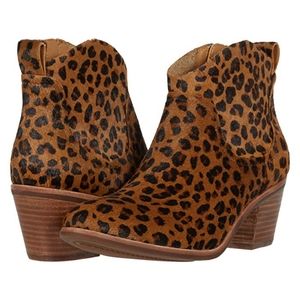 Women's UGG Kingsburg Calf Hair Bootie